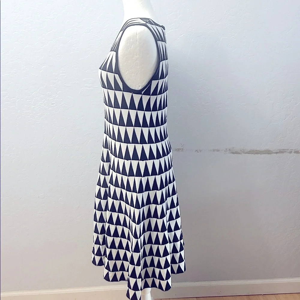 Kling sleeveless midi